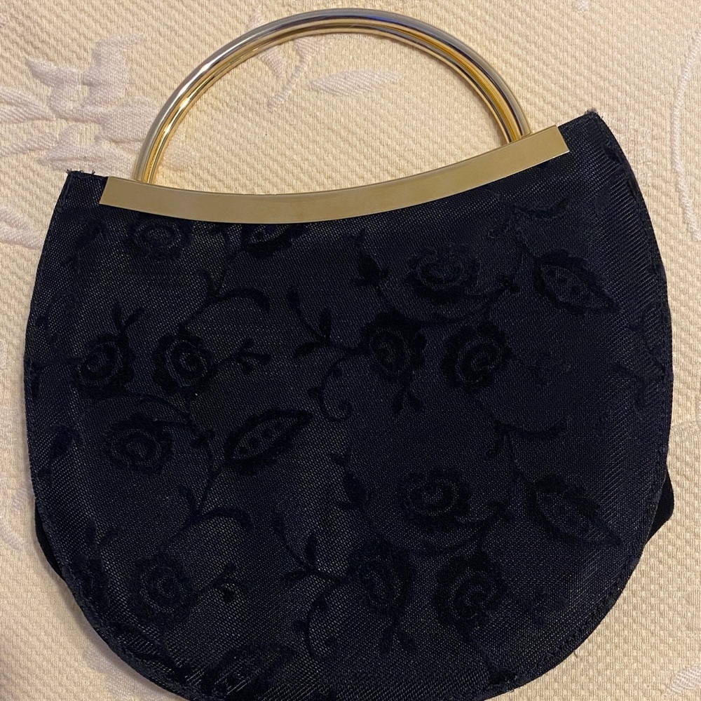 Rebeca Sanver Elegant Black Floral Handbag, nice condition